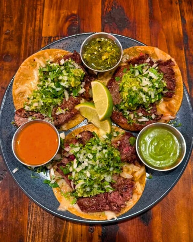 Taco de Rib-eye.